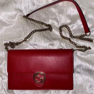 Gucci red wallet on chain